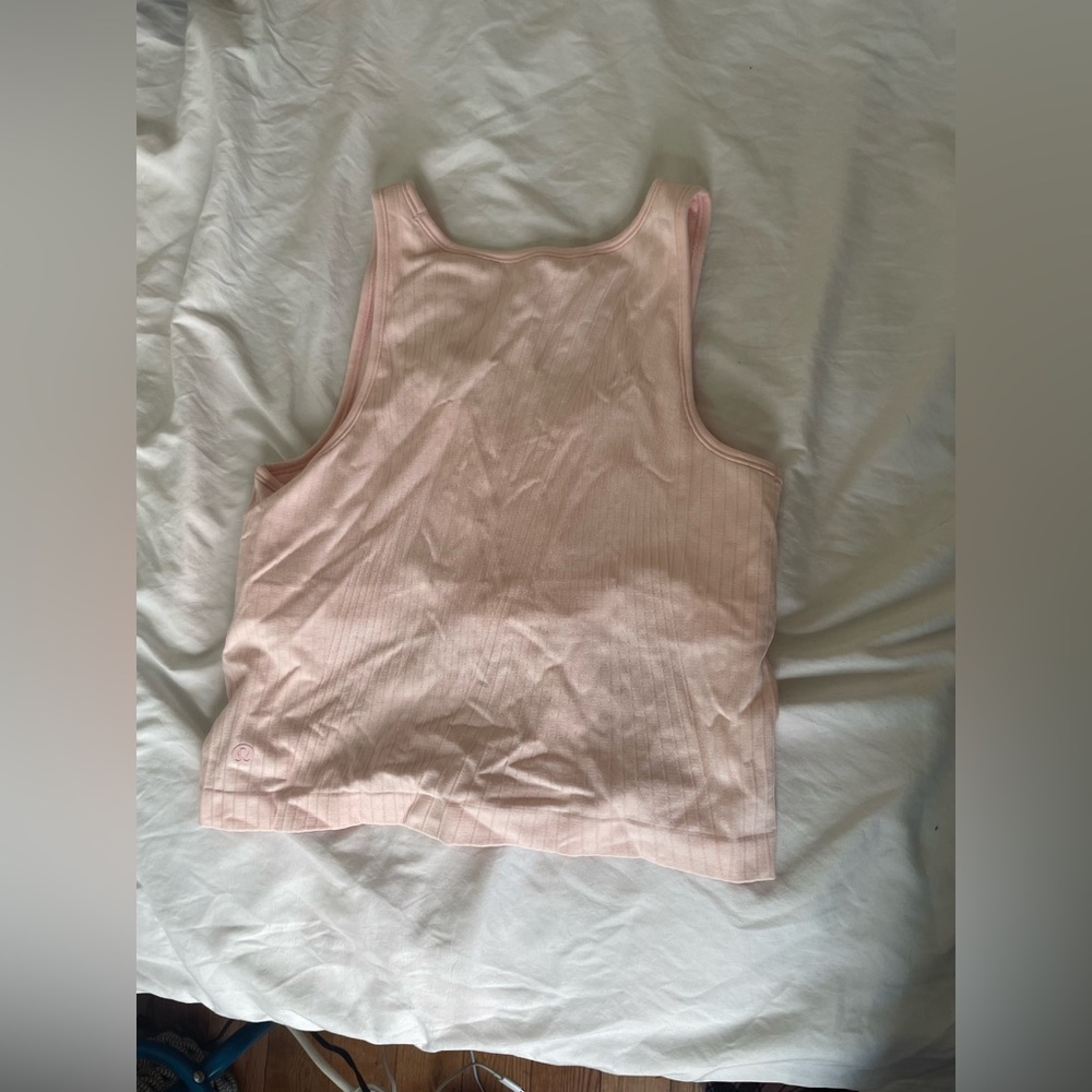 Lululemon high neck cropped ebb to street tank